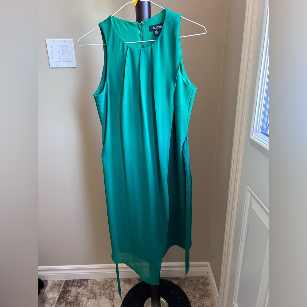 Ladies Kensie dress